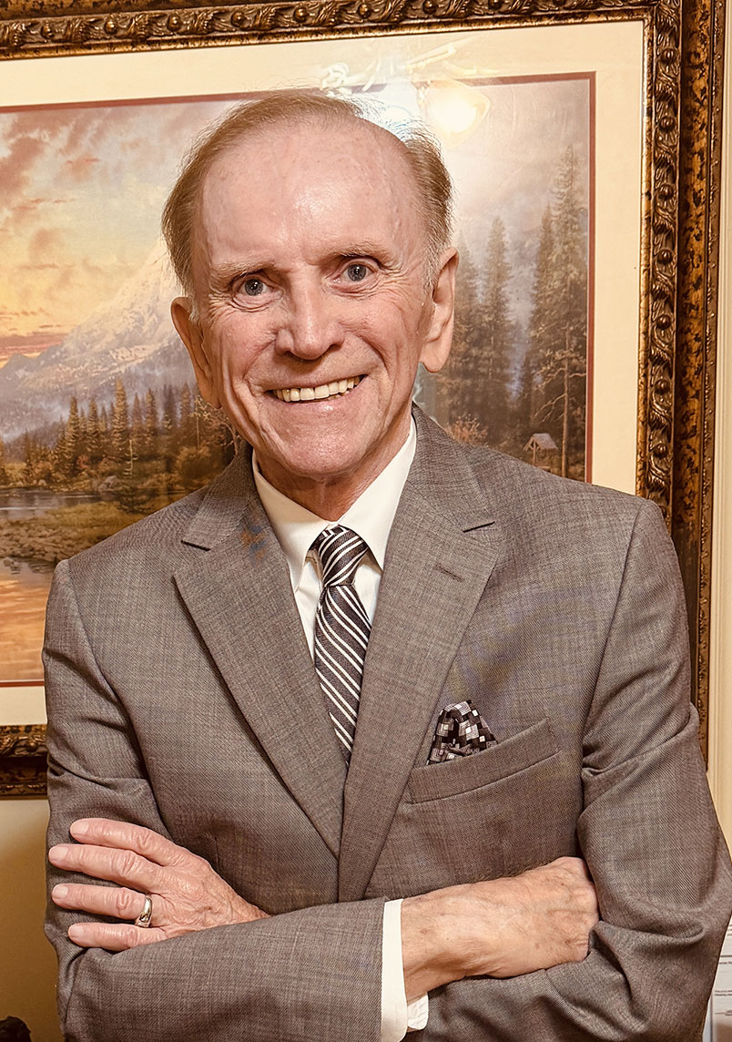 B. Cliff Wright